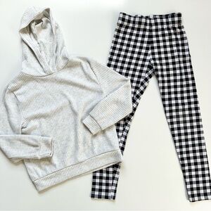 Wallflower Girl Size Small Cozy Plaid Outfit Set
